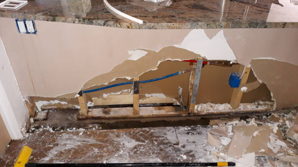 Best 24/7 water damage repair  in Lambert, MS